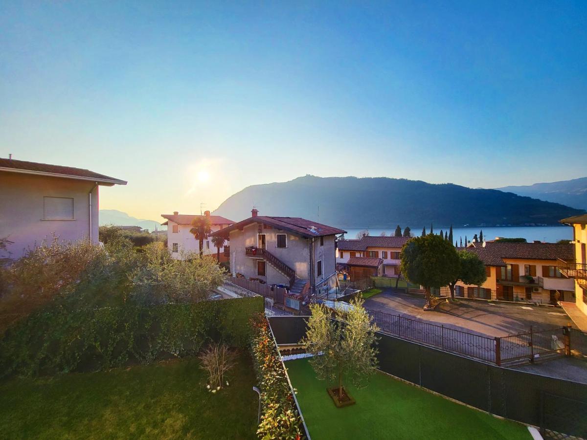 Sol Lakeview Сале Маразино Екстериор снимка